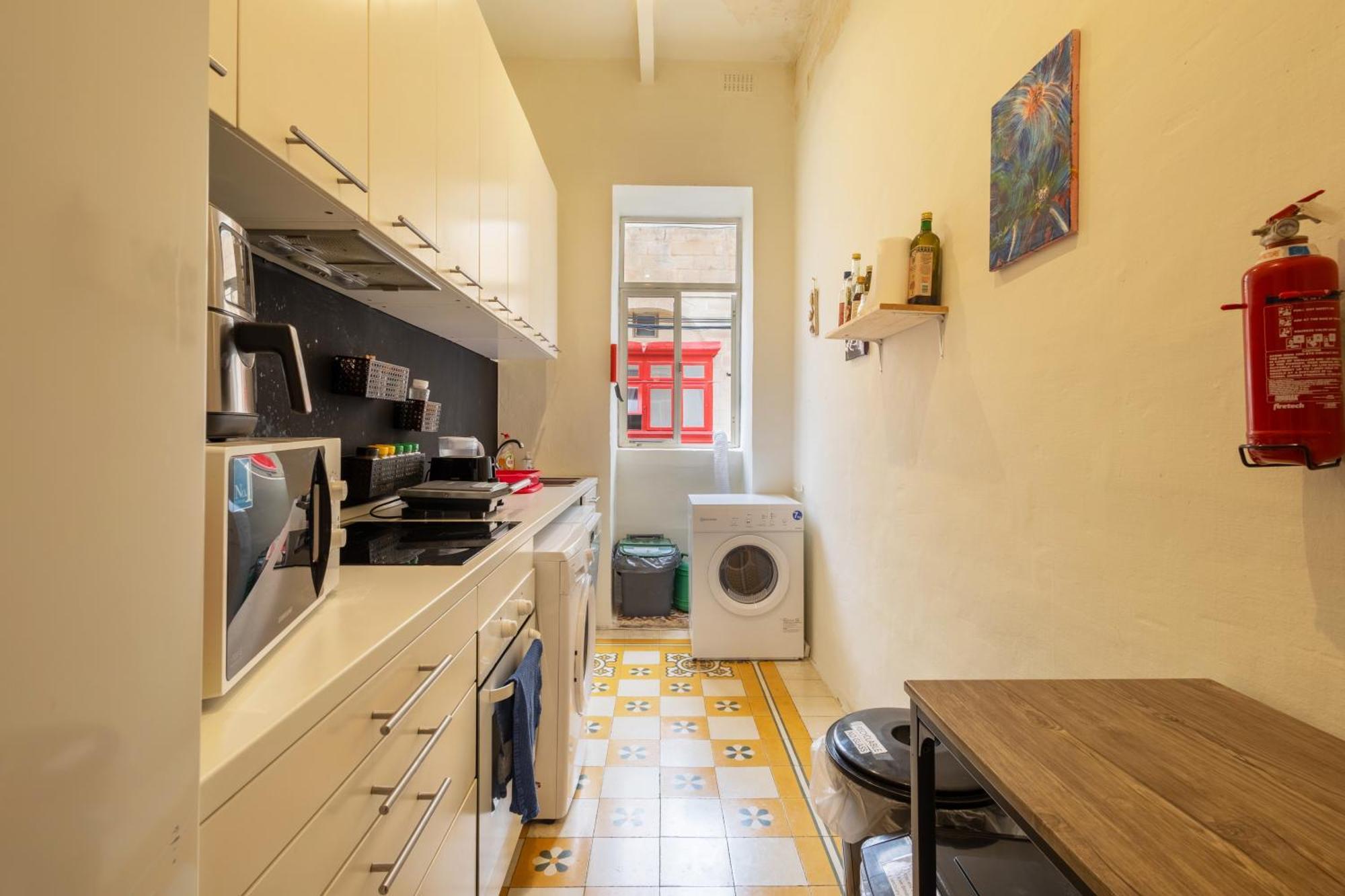 Quiet Ensuite Budget Twin Room Sliema Luaran gambar